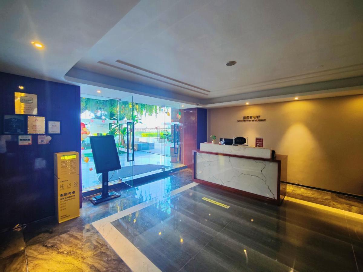 Ramada Foshan Hotel Bagian luar foto