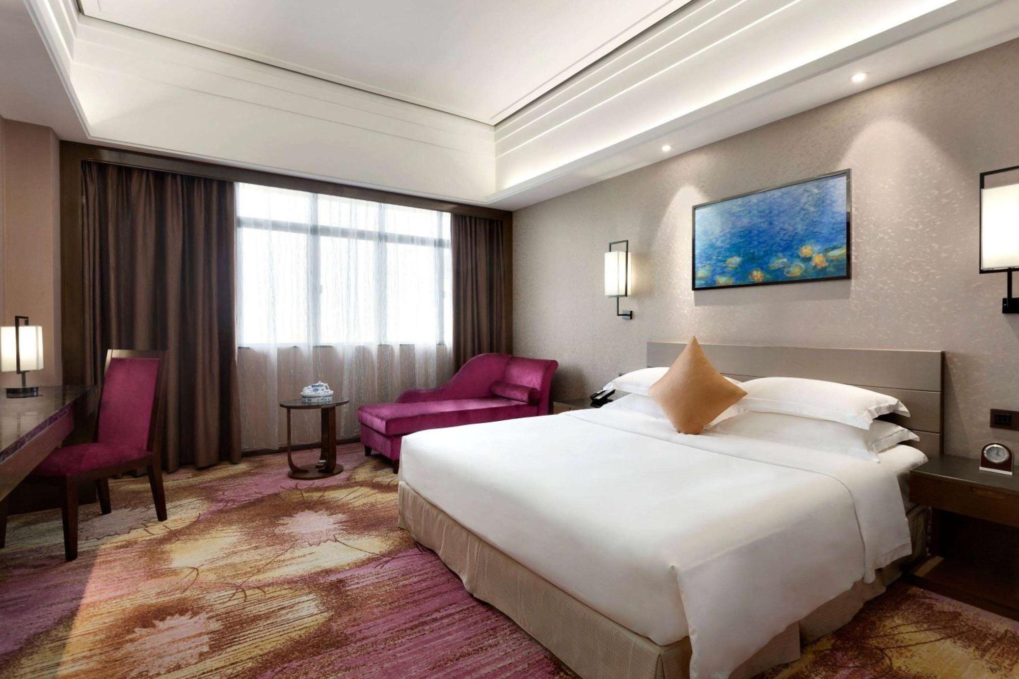 Ramada Foshan Hotel Bagian luar foto