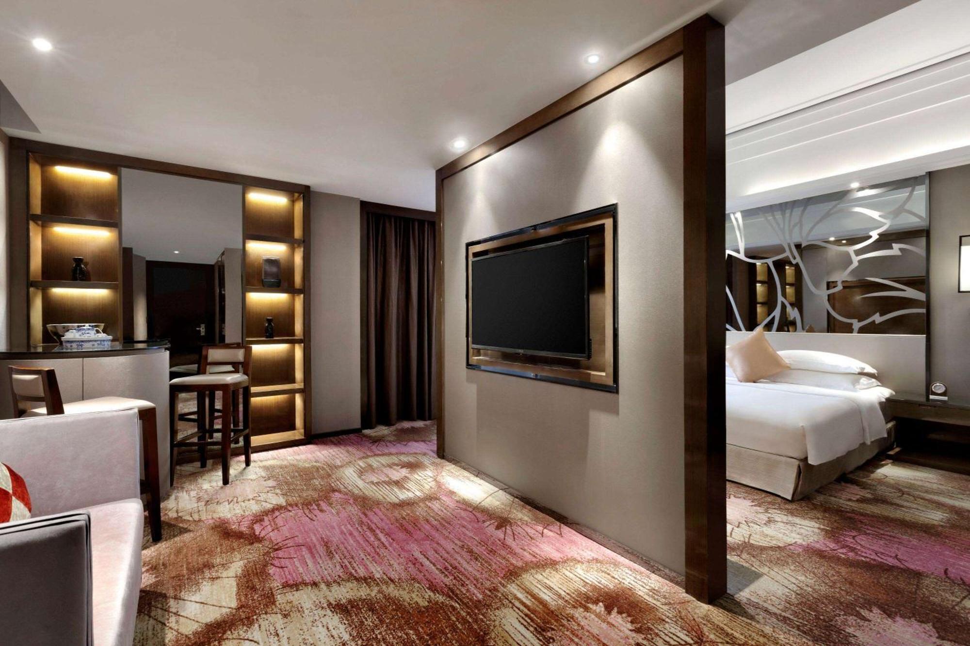 Ramada Foshan Hotel Bagian luar foto