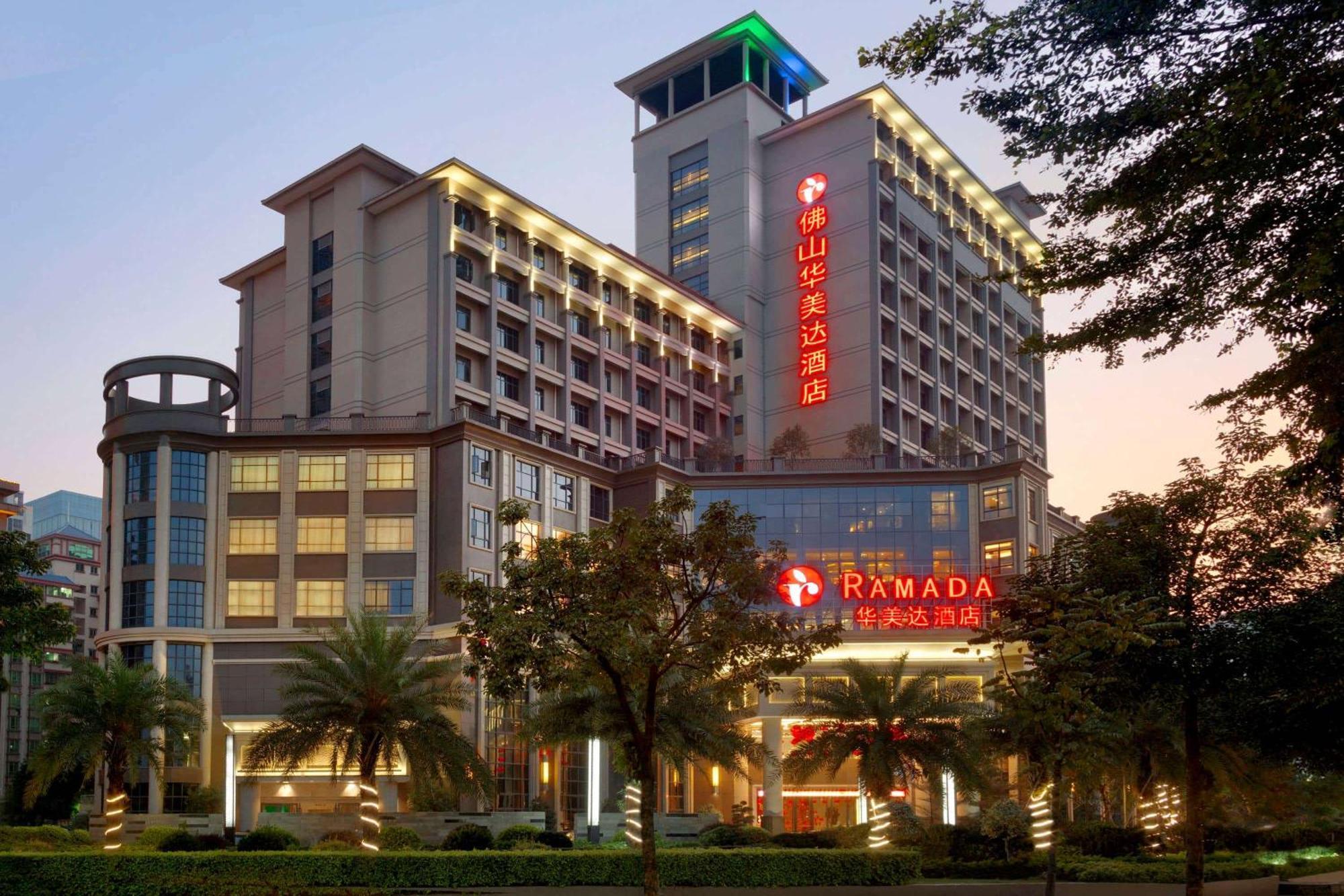 Ramada Foshan Hotel Bagian luar foto